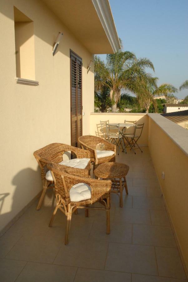 Oasi Tortuga Residence Piscina E Barbecue H24 Mazara del Vallo Kültér fotó
