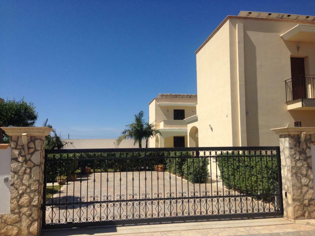 Oasi Tortuga Residence Piscina E Barbecue H24 Mazara del Vallo Kültér fotó